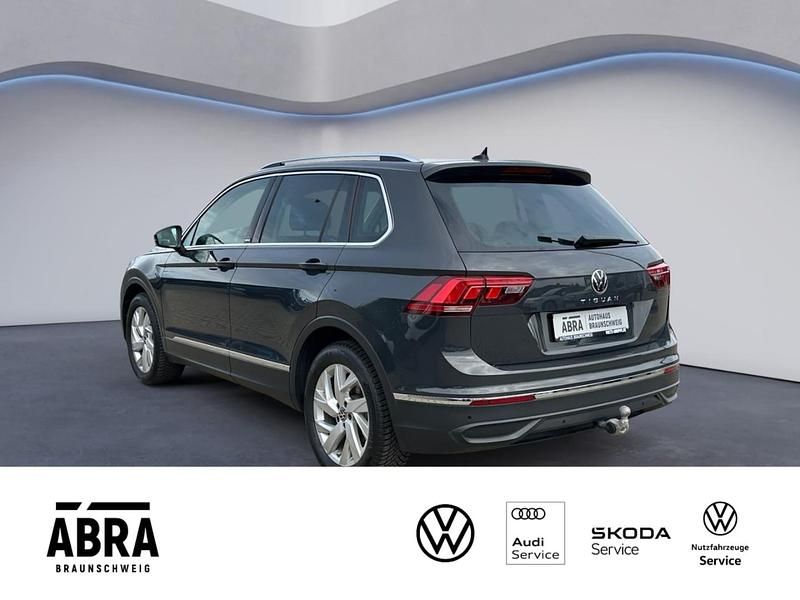 Gebraucht VW Tiguan Move 150 PS (110 kW) 2023 Grau SUV