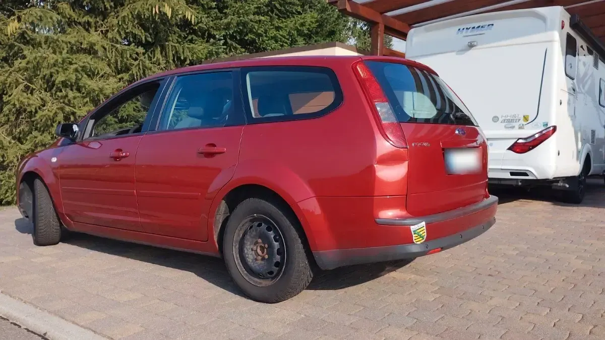 Gebraucht Ford Focus 116 PS (85 kW) 2006 Orange Kombi