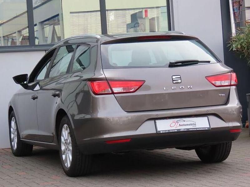 Gebraucht Seat Leon ST 125 PS (91 kW) 2014 Grau Kombi