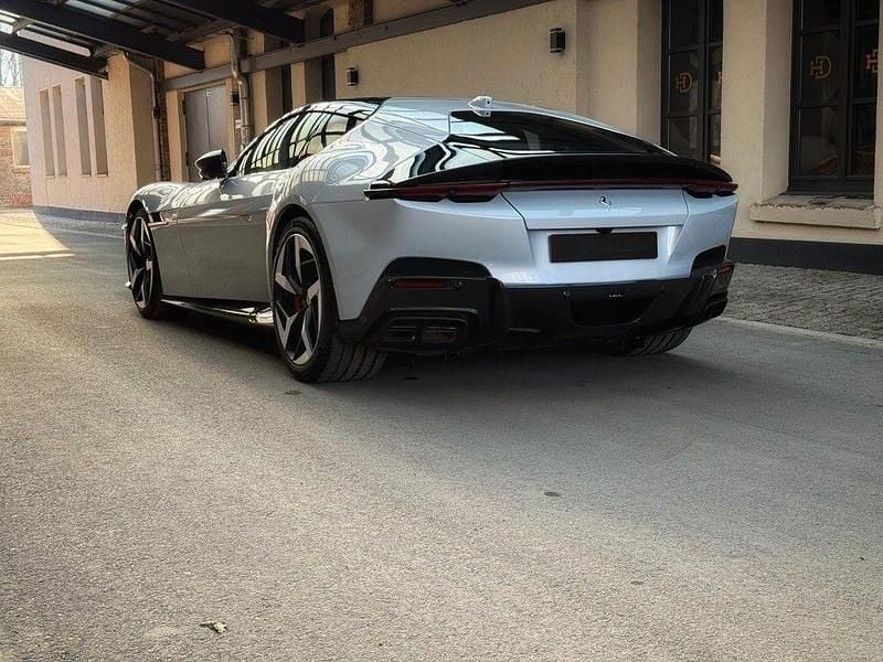 Gebraucht Ferrari 12 Cilindri 831 PS (611 kW) 2025 Weiß