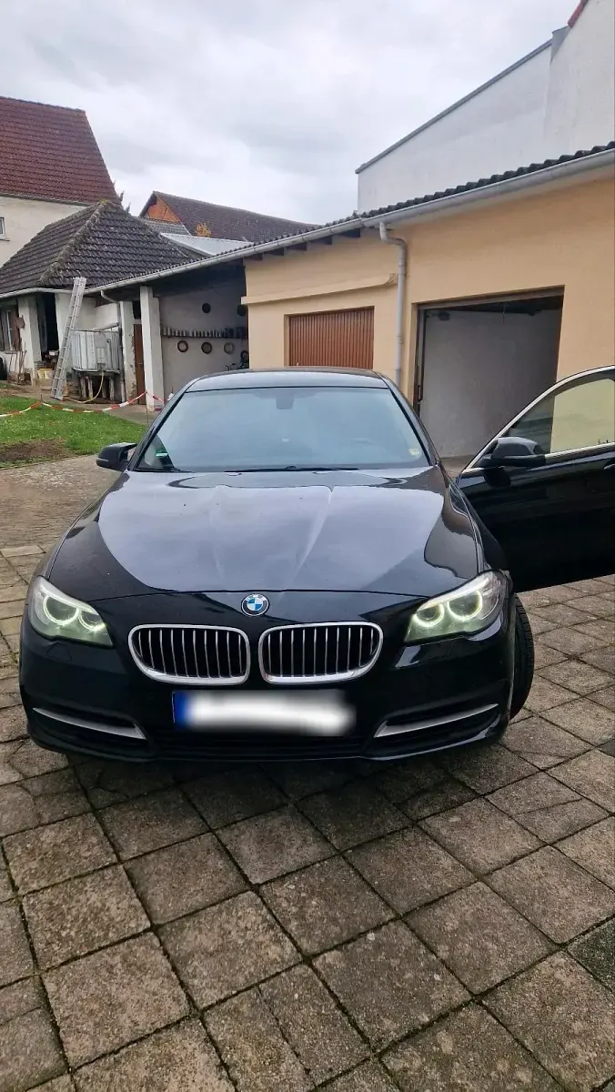 Second-hand BMW 520 184 CP (135 kW) 2013 Negru Break