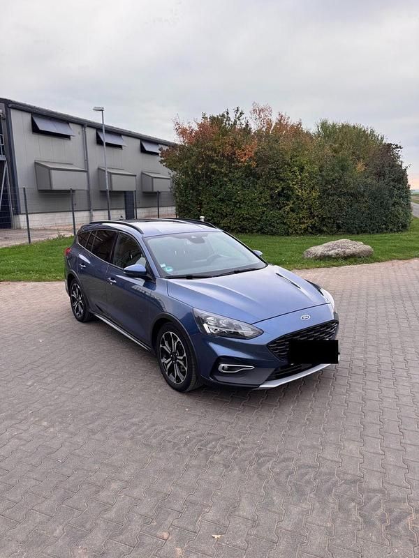 Używany Ford Focus Active X 182 KM (133 kW) 2020 Niebieski Kombi