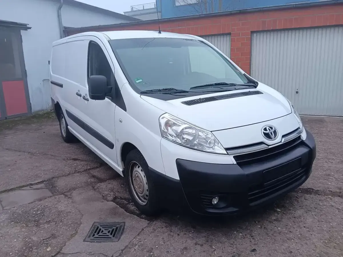 Gebraucht Toyota Proace Comfort 128 PS (94 kW) 2016 Van / Kleinbus