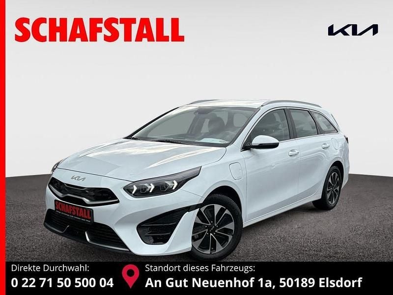 Weiss (casa white) Gebraucht 2022 Kia Ceed Sportswagon Comfort Kombi | 19.749 € (Guter Preis) - Bild 1/3