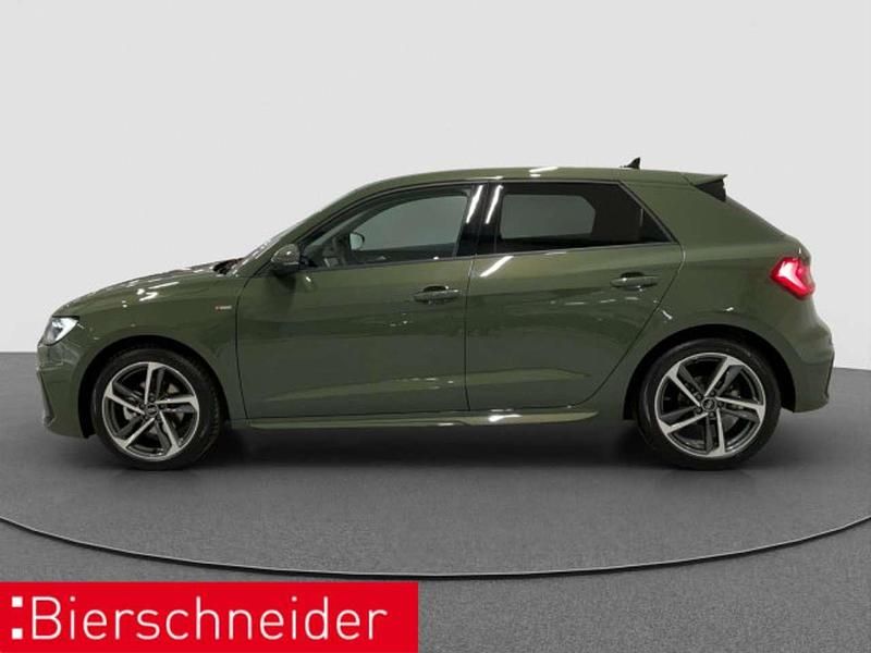 Gebraucht Audi A1 S-Line 116 PS (85 kW) 2025 Distriktgrün Limousine
