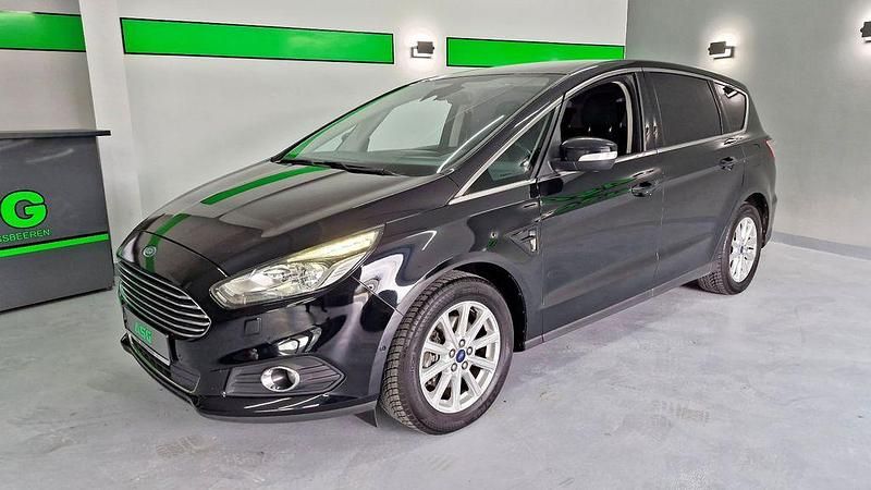 Gebraucht Ford S-MAX Business Edition 179 PS (131 kW) 2017 Schwarz Van / Kleinbus