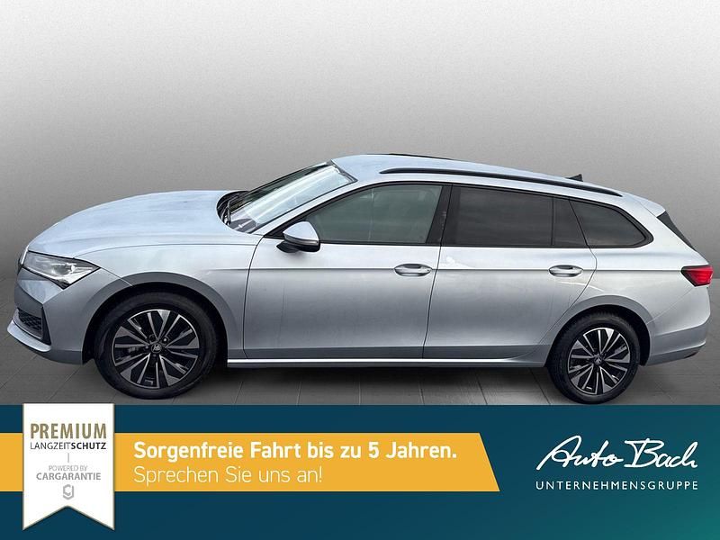 Gebraucht Skoda Superb Selection 150 PS (110 kW) 2025 Aluminiumsilber metallic Kombi