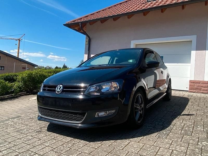 Second-hand VW Polo 85 CP (62 kW) 2012 Negru Hatchback