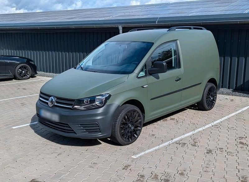 Grün Gebraucht 2015 VW Caddy Van / Kleinbus | 10.300 € (Superpreis) - Bild 1/4