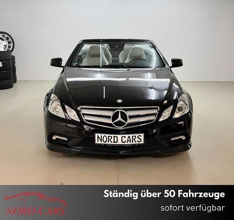 Gebraucht Mercedes E200 AMG line 184 PS (135 kW) 2010 Schwarz Cabrio