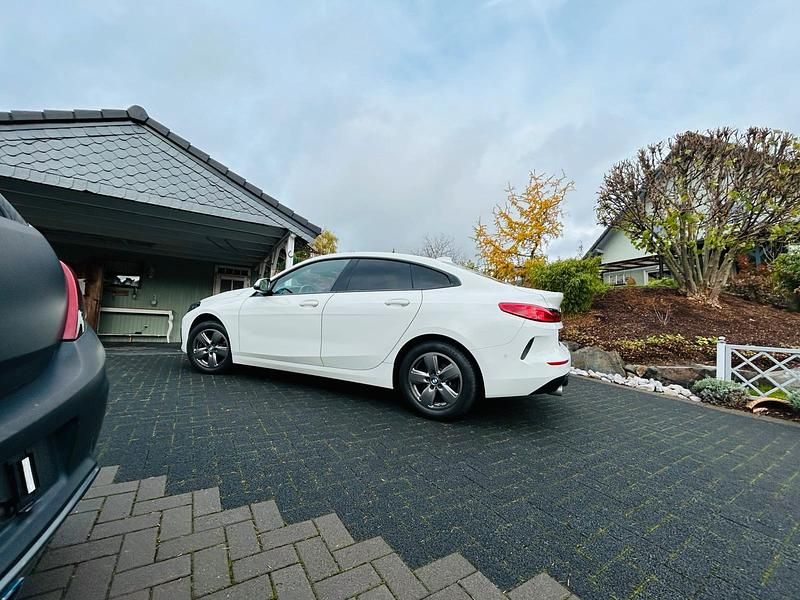 Gebraucht BMW 218 140 PS (102 kW) 2020 Weiß Coupé
