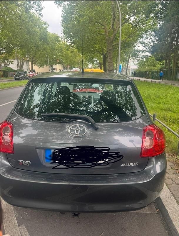 Gebraucht Toyota Auris 91 PS (66 kW) 2008 Grau Kleinwagen