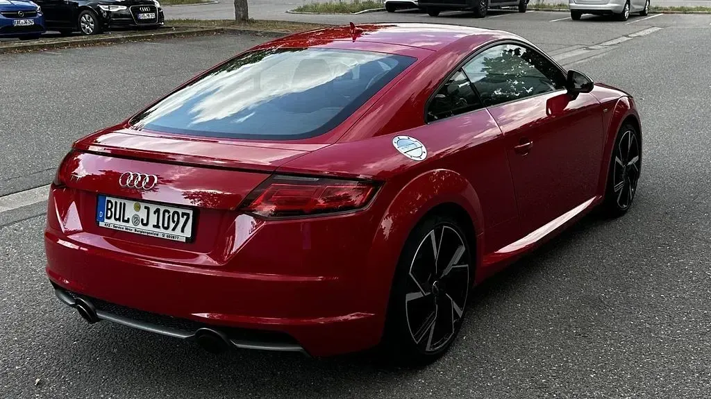 Gebraucht Audi TT S-Line 230 PS (169 kW) 2016 Rot Coupé