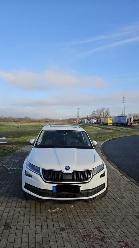 Weiß Gebraucht 2018 Skoda Kodiaq SUV | 17.000 € (Superpreis) - Bild 1/4