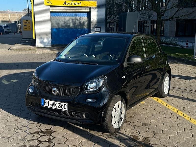 Second-hand Smart ForFour Basis 71 CP (52 kW) 2015 Negru Hatchback