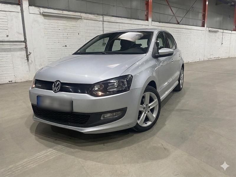 Second-hand VW Polo 75 CP (55 kW) 2012 Argintiu Hatchback