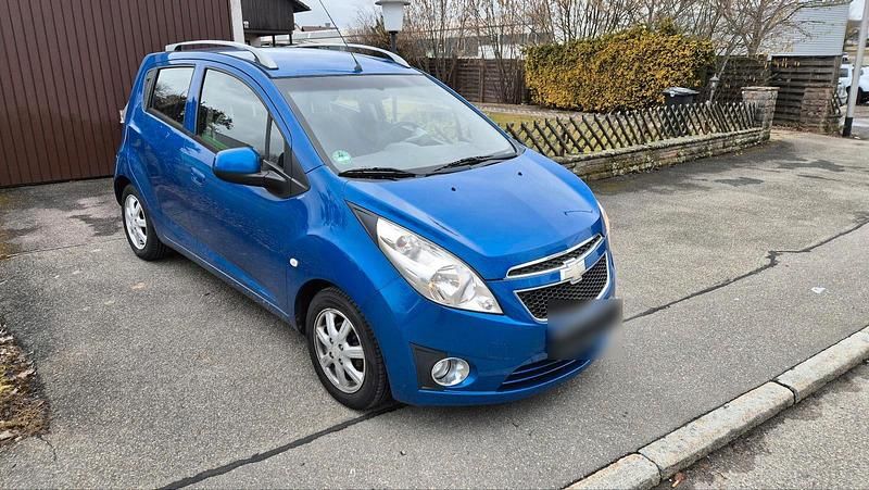 Gebraucht Chevrolet Spark 82 PS (60 kW) 2012 Blau Kleinwagen