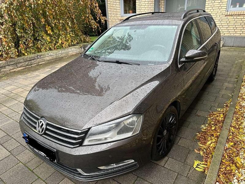 Gebraucht 2012 VW Passat Comfortline Kombi | 5.200 € (Guter Preis) - Bild 1/4