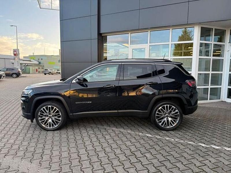 Gebraucht Jeep Compass Limited 150 PS (110 kW) 2021 Schwarz SUV