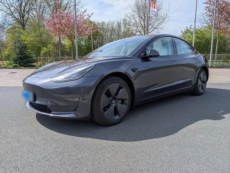 Gebraucht Tesla Model 3 Long Range AWD 366 kW (498 PS) 2023 Silber Limousine