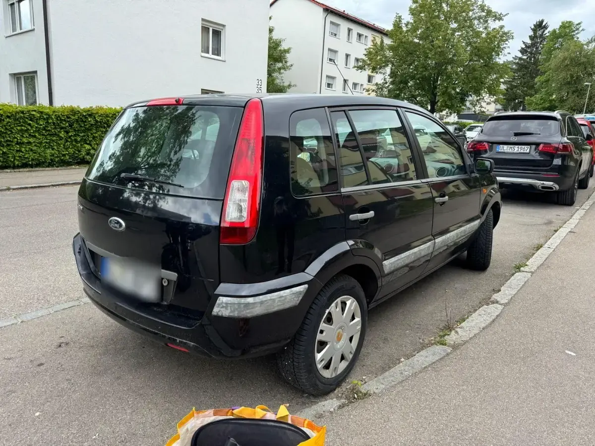 Gebraucht Ford Fusion 75 PS (55 kW) 2006 Schwarz Kleinwagen