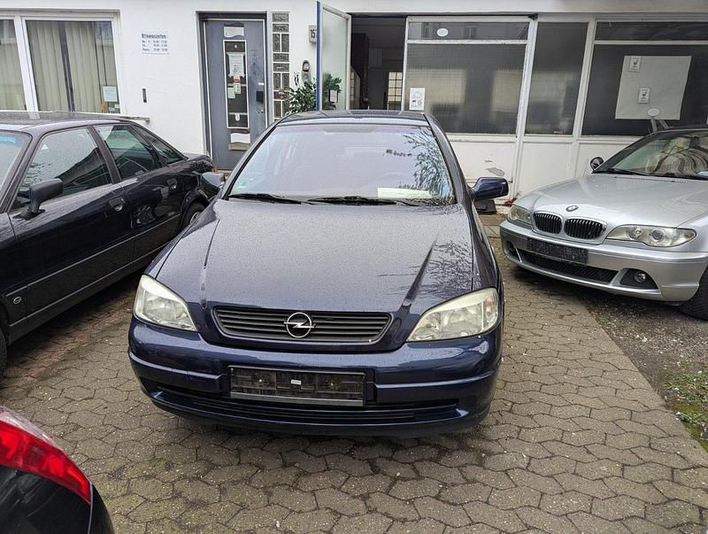 Gebraucht Opel Astra 101 PS (74 kW) 2001 Blau Limousine