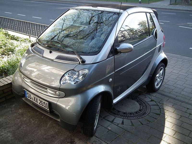 Gebraucht 2003 Smart ForTwo Cabrio Passion Cabrio | 1.999 € - Bild 1/4