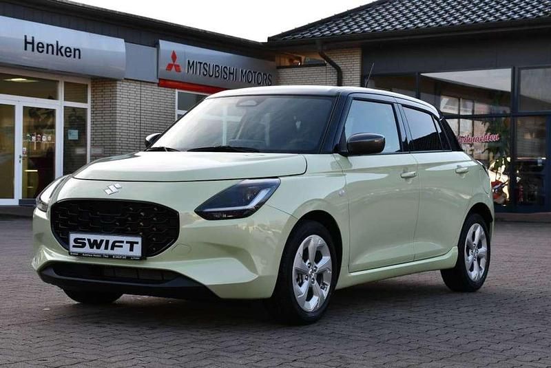 Neu Suzuki Swift Comfort 83 PS (61 kW) 2026 Cool yellow met./mineral grey Kleinwagen