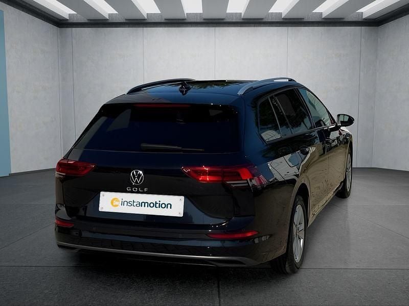Schwarz Gebraucht 2021 VW Golf VIII Kombi | 20.549 € (Fairer Preis) - Bild 1/4