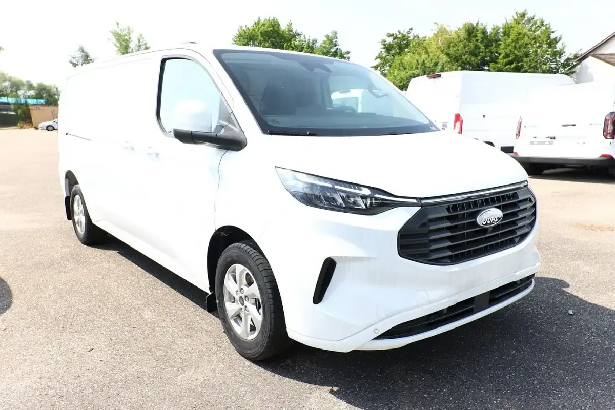 Neu Ford Transit Custom Limited 150 PS (110 kW) 2025 Frozen white Van