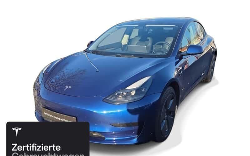 Blau Gebraucht 2021 Tesla Model 3 RWD Limousine | 24.500 € (Fairer Preis) - Bild 1/4