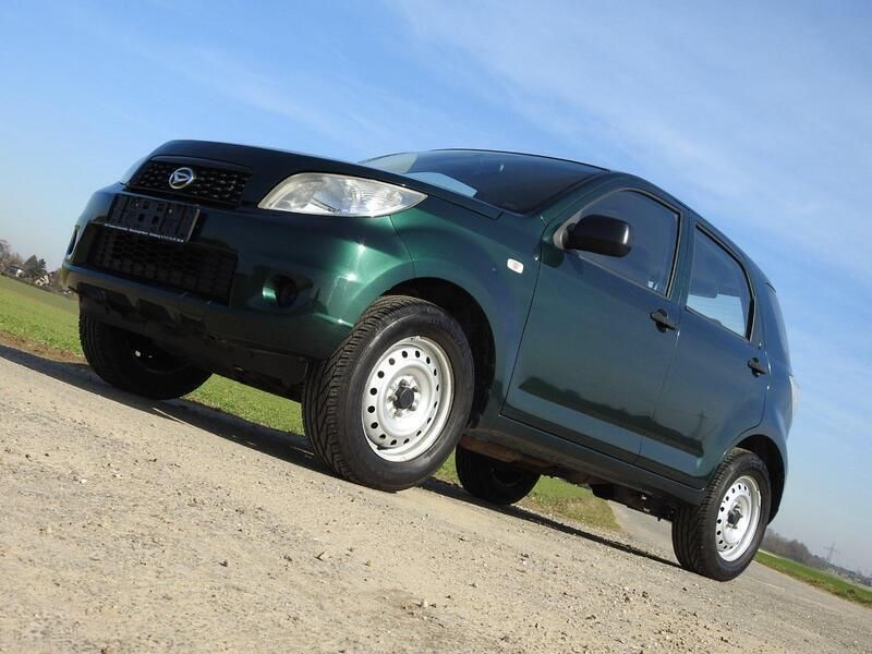 Grün Gebraucht 2010 Daihatsu Terios SUV | 9.899 € (Teuer) - Bild 1/4