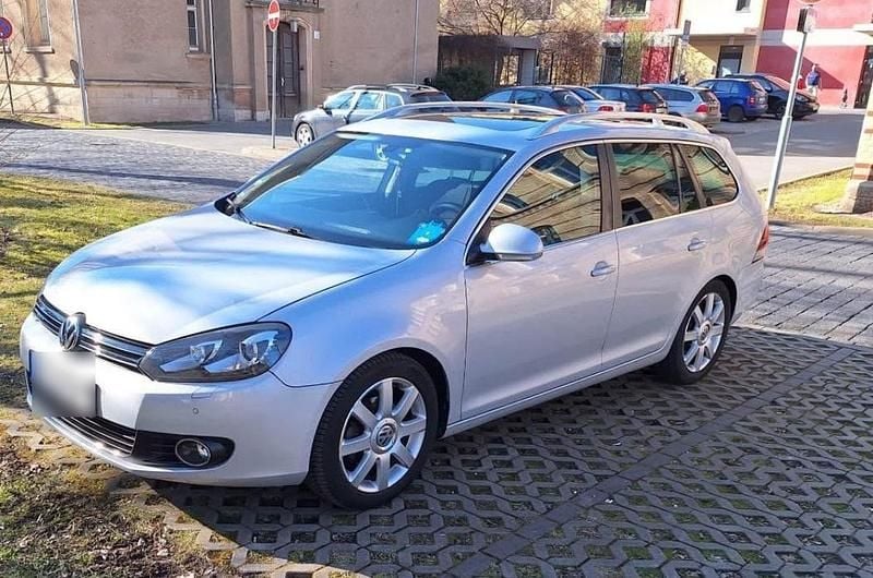 Silber Gebraucht 2012 VW Golf VI Kombi | 4.500 € (Superpreis) - Bild 1/4