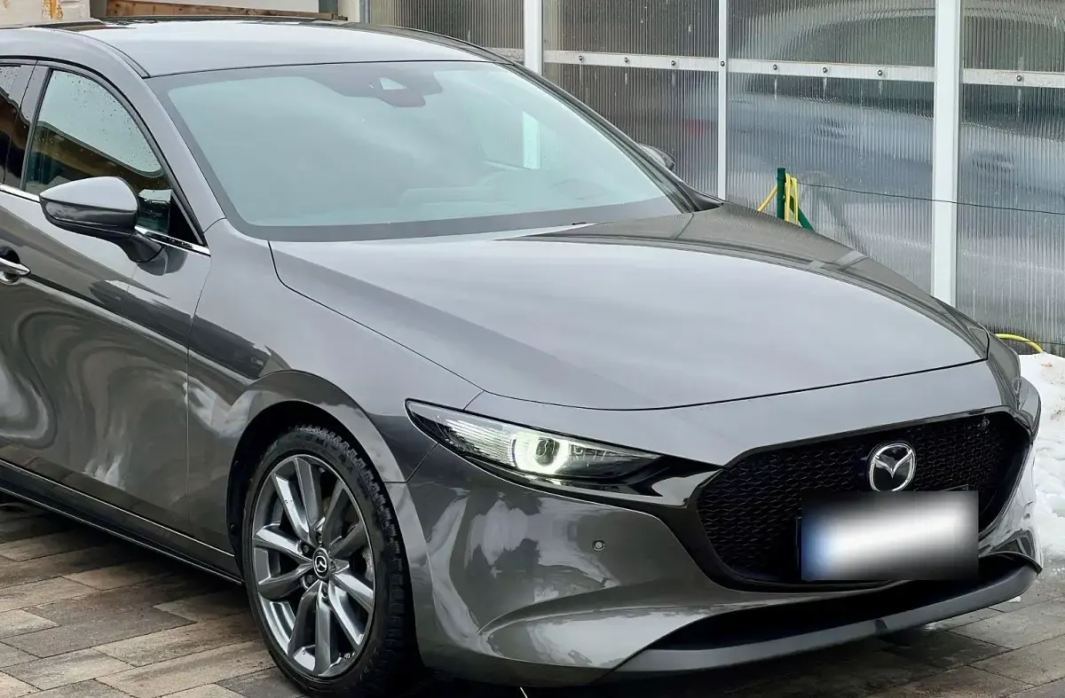 Gebraucht Mazda 3 122 PS (89 kW) 2019 Grau Limousine