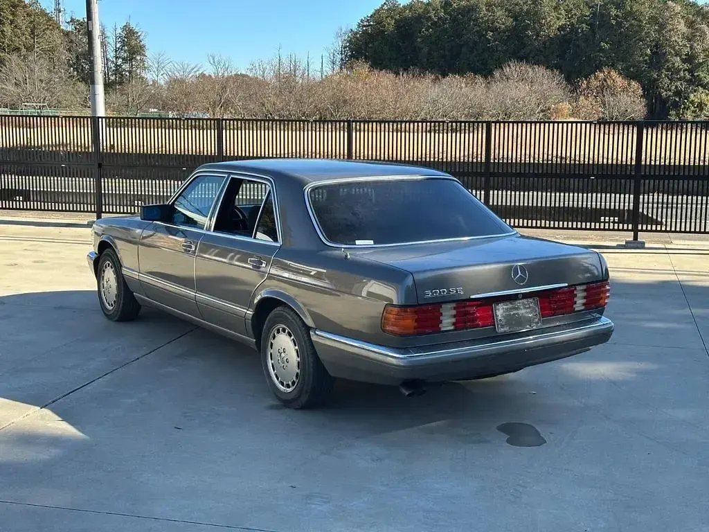 Gebraucht Mercedes 500 SE 252 PS (185 kW) 1989 Silber Limousine