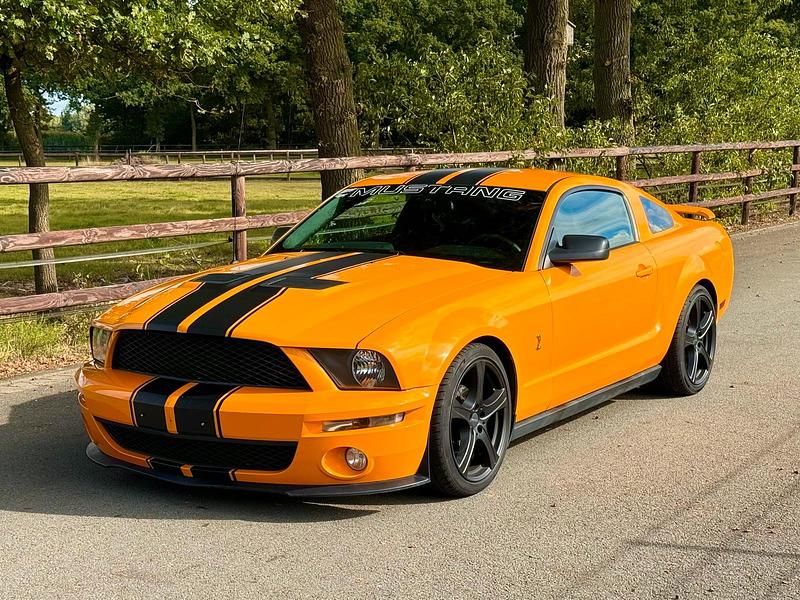 Orange Gebraucht 2007 Ford Mustang Coupé | 8.990 € - Bild 1/4