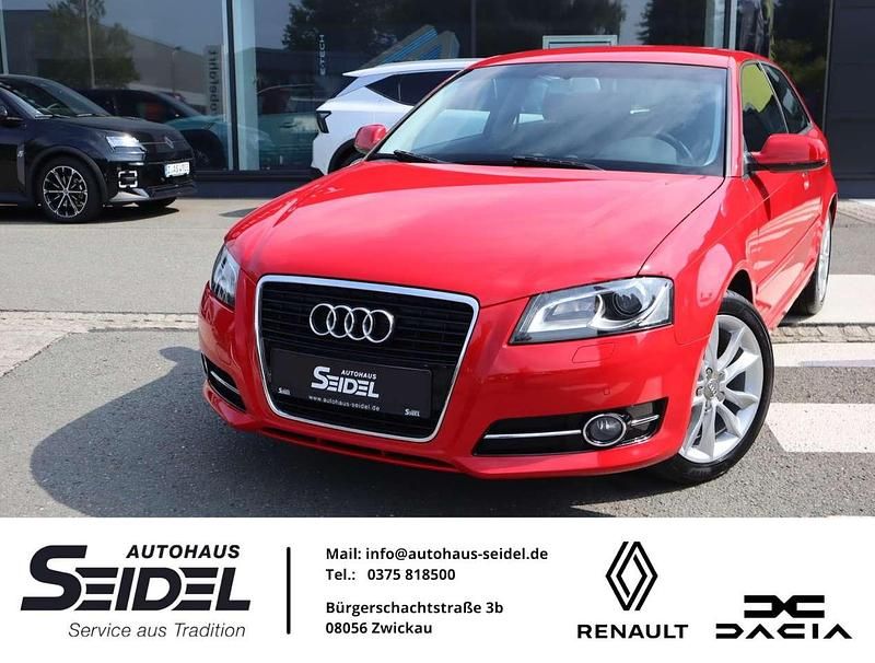 Brilliantrot Gebraucht 2010 Audi A3 Ambition Kleinwagen | 5.490 € (Guter Preis) - Bild 1/4