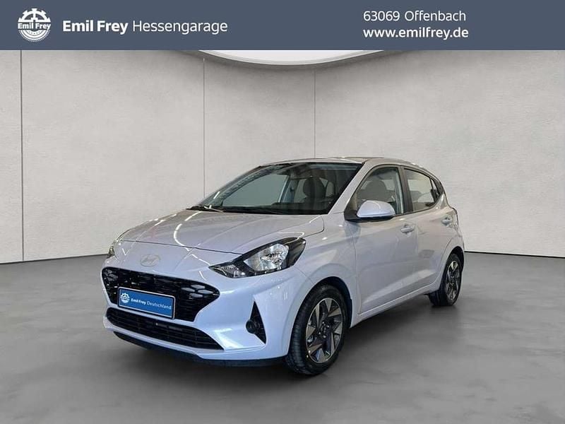 Grau Neu 2025 Hyundai i10 Trend Kleinwagen | 15.450 € (Fairer Preis) - Bild 1/4