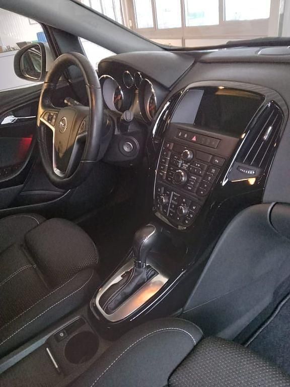 Gebraucht Opel Astra Exklusiv 140 PS (102 kW) 2016 Silber Kombi