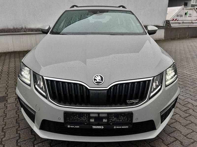 Gebraucht Skoda Octavia vRS 184 PS (135 kW) 2018 Grau Kombi
