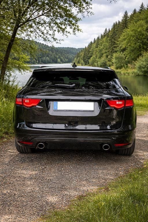 Gebraucht Jaguar F-Pace S 381 PS (280 kW) 2017 Schwarz SUV