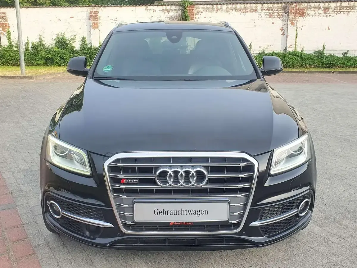 Gebraucht Audi SQ5 Competition 326 PS (239 kW) 2015 Mythosschwarz metallic SUV