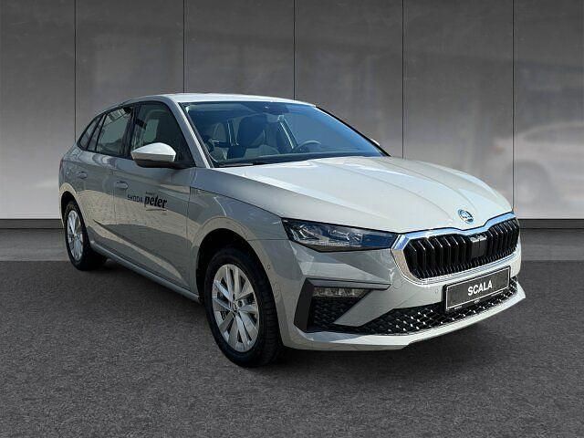 Gebraucht Skoda Scala Selection 116 PS (85 kW) 2024 Stahlgrau Kleinwagen