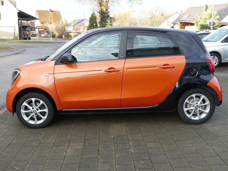 Gebraucht Smart ForFour Passion 71 PS (52 kW) 2019 Orange Kleinwagen