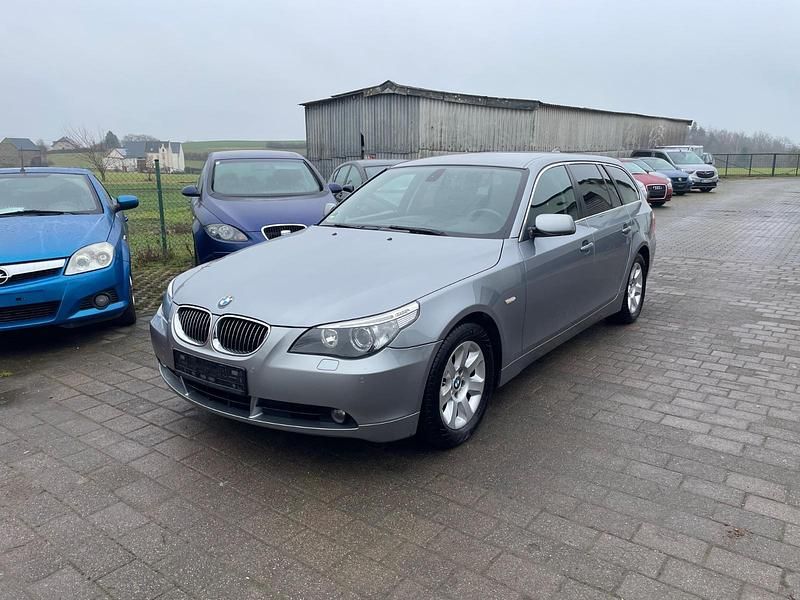 Second-hand BMW 525 177 CP (130 kW) 2004 Argintiu Break
