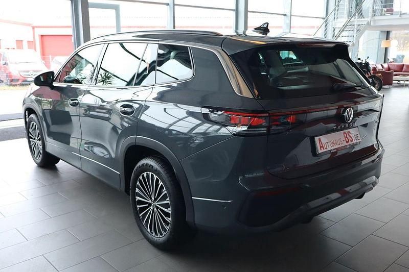 Gebraucht VW Tayron 150 PS (110 kW) 2025 Grau SUV
