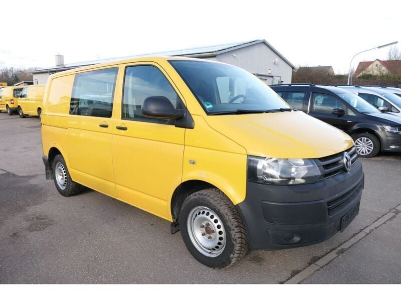 Gebraucht VW T5 84 PS (61 kW) 2013 Ginstergelb r1032 Van