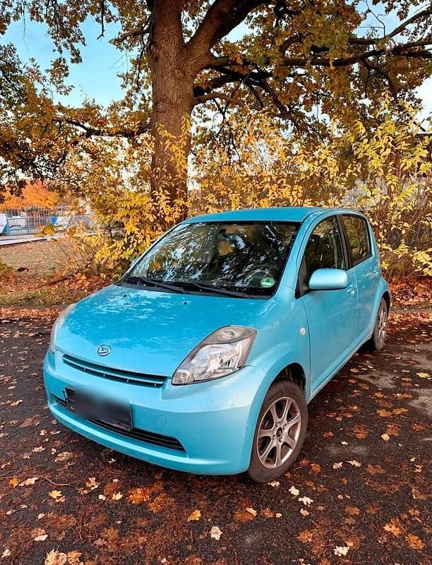 Blau Gebraucht 2006 Daihatsu Sirion Kleinwagen | 2.000 € (Fairer Preis) - Bild 1/4