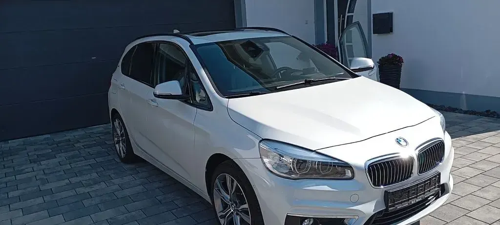 Gebraucht BMW 225 Active Tourer M Sport 224 PS (164 kW) 2016 Weiß Van / Kleinbus