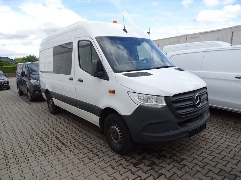 Weiß Gebraucht 2020 Mercedes Sprinter Van | 22.884 € (Guter Preis) - Bild 1/4